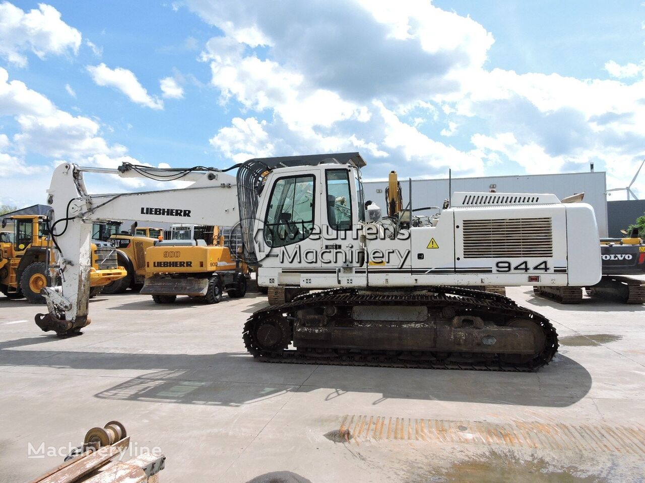 excavator dengan track Liebherr R944C