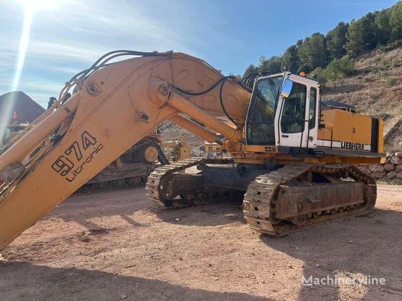 Liebherr R974B Litronic tracked excavator