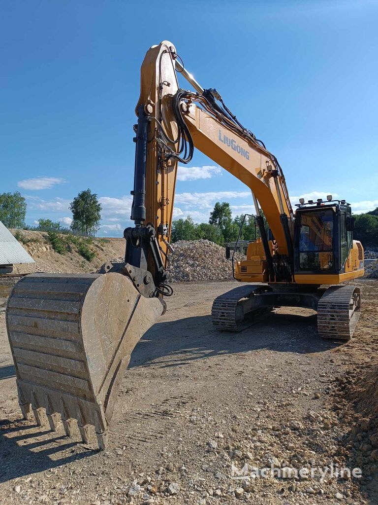 LiuGong CLG 922 E tracked excavator