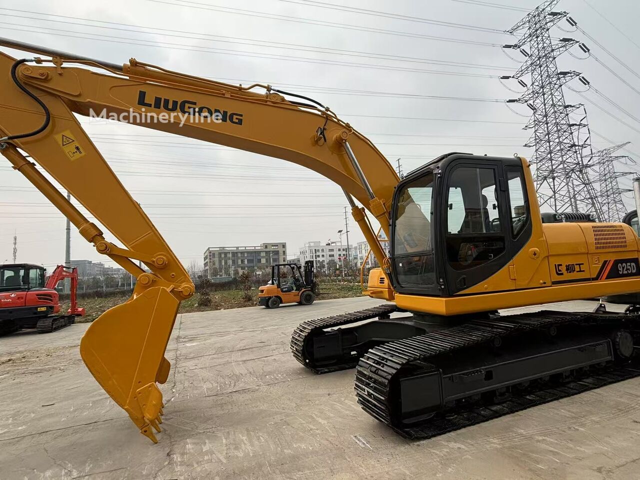 LiuGong CLG 925D excavadora de cadenas - Machineryline