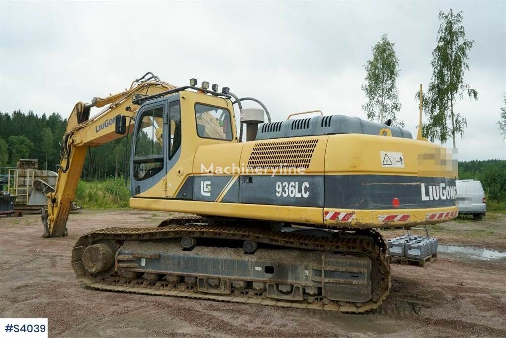 гусеничный экскаватор LiuGong CLG936LC with Bucket, WATCH VIDEO