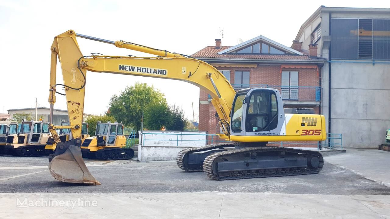 New Holland E305 tracked excavator