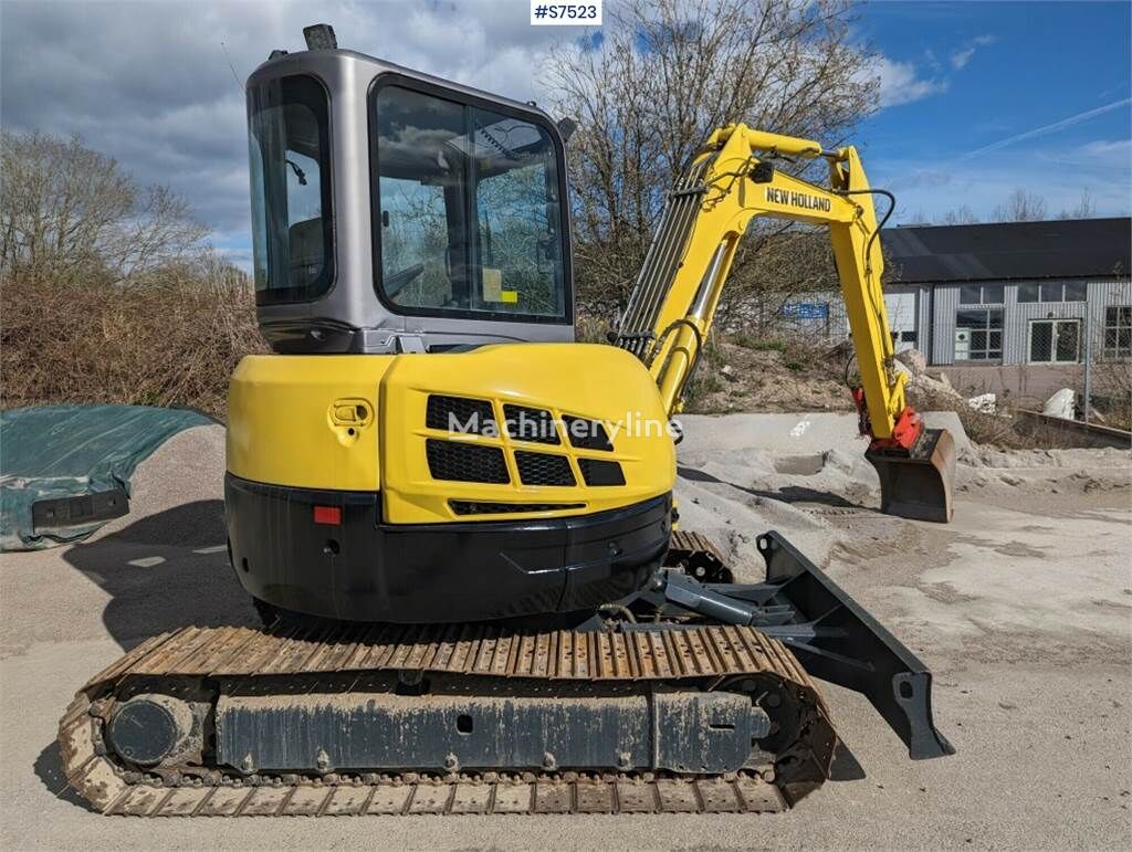 New Holland E502C telakaivinkone