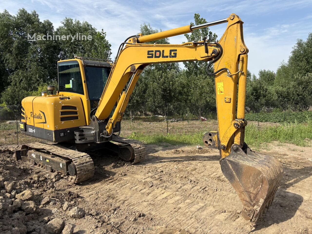 SDLG E65F クローラーショベル - Machineryline