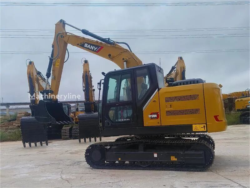 Pelle sur chenilles Sany SY135 à vendre | Machineryline CM Pelle sur chenilles Sany SY135 - Machineryline