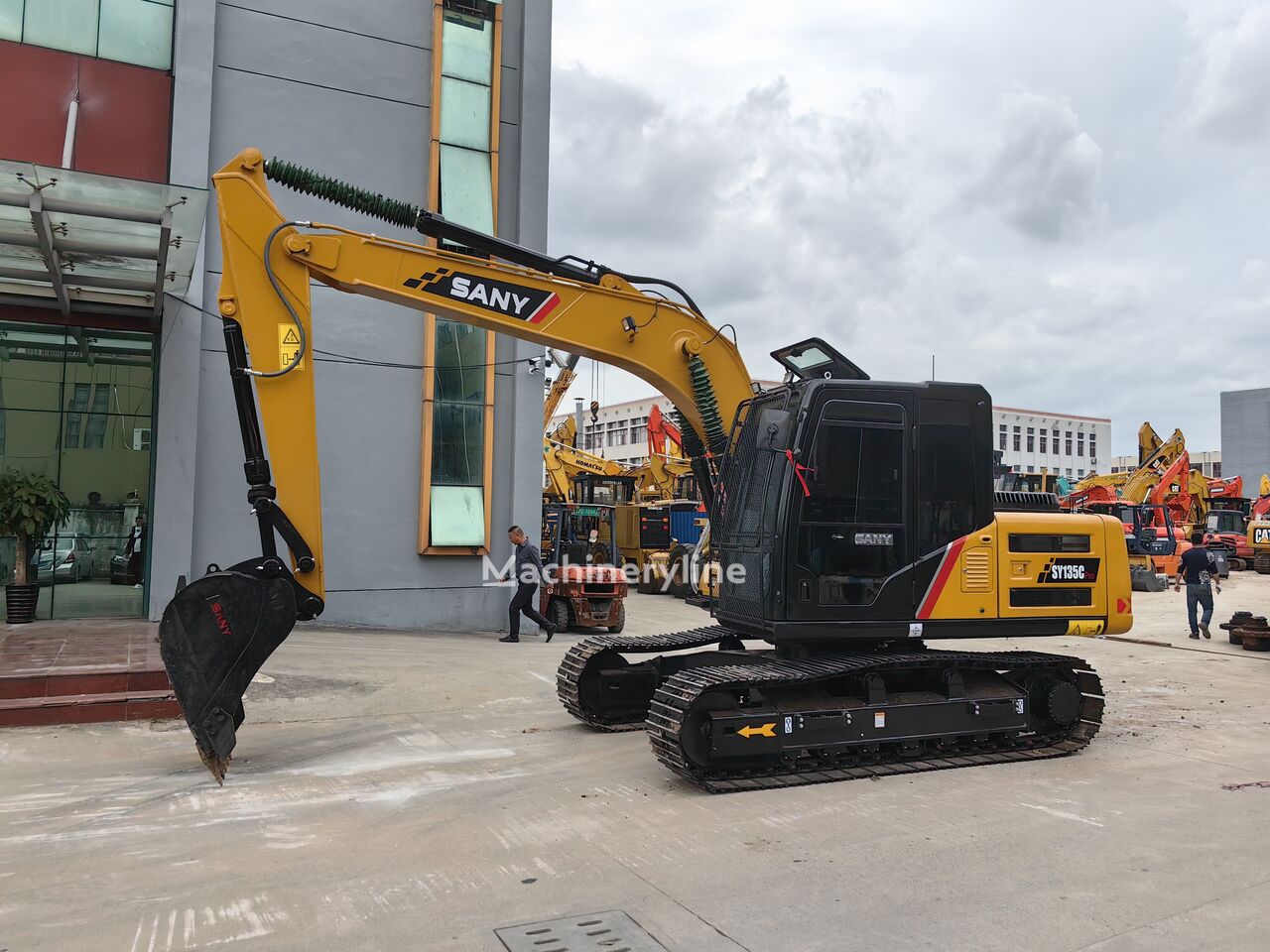 Sany SY135C Pro tracked excavator - Machineryline