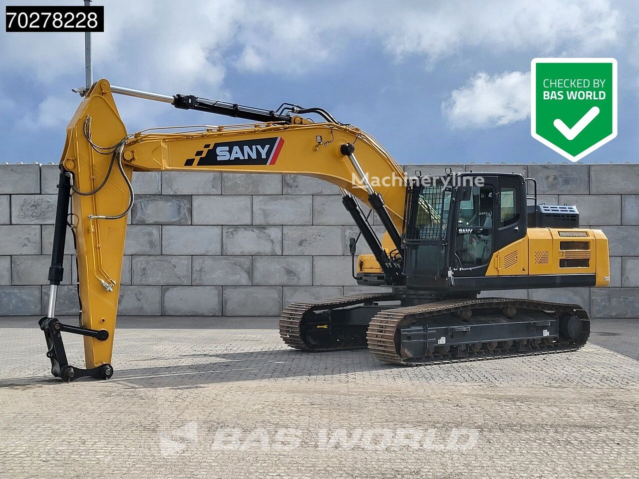 Sany SY265 C LC tracked excavator for sale | Machineryline MY Sany SY265 C LC tracked excavator - Machineryline