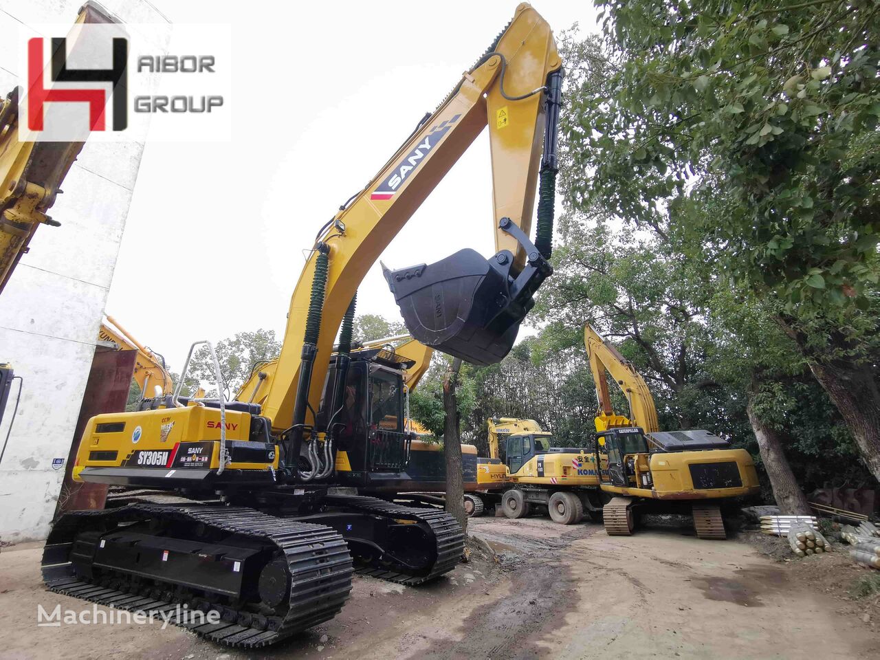 Sany SY305H tracked excavator