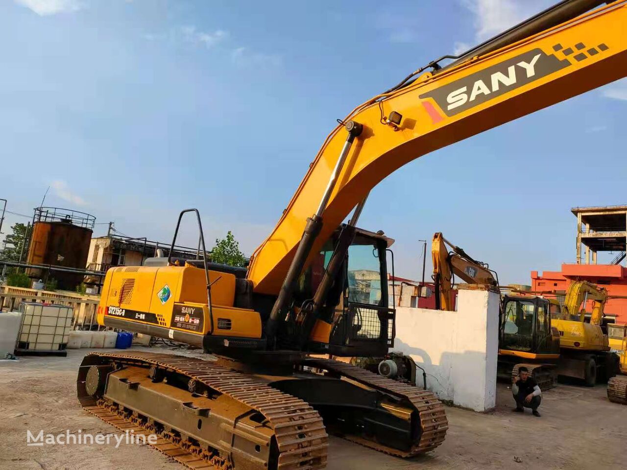 حفارة مجنزرة Sany sy215c - Machineryline
