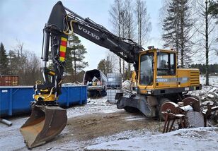 Takeuchi TB153FR tracked excavator