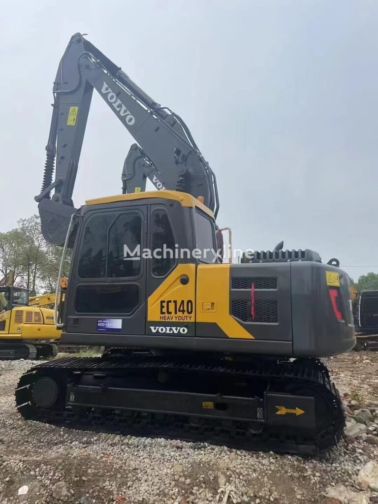 new Volvo EC 140 tracked excavator