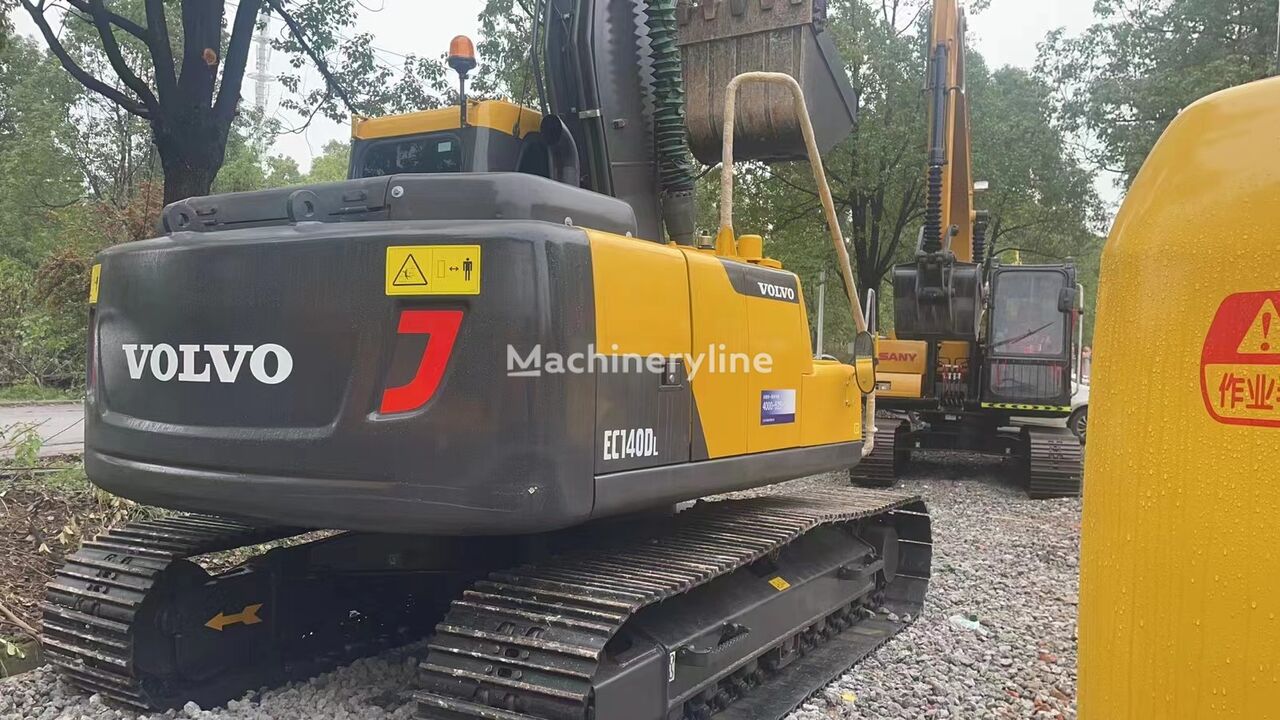 гусеничный экскаватор Volvo EC 140