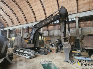 верижен багер Volvo EC 180D