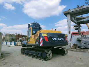 гусеничный экскаватор Volvo EC 210