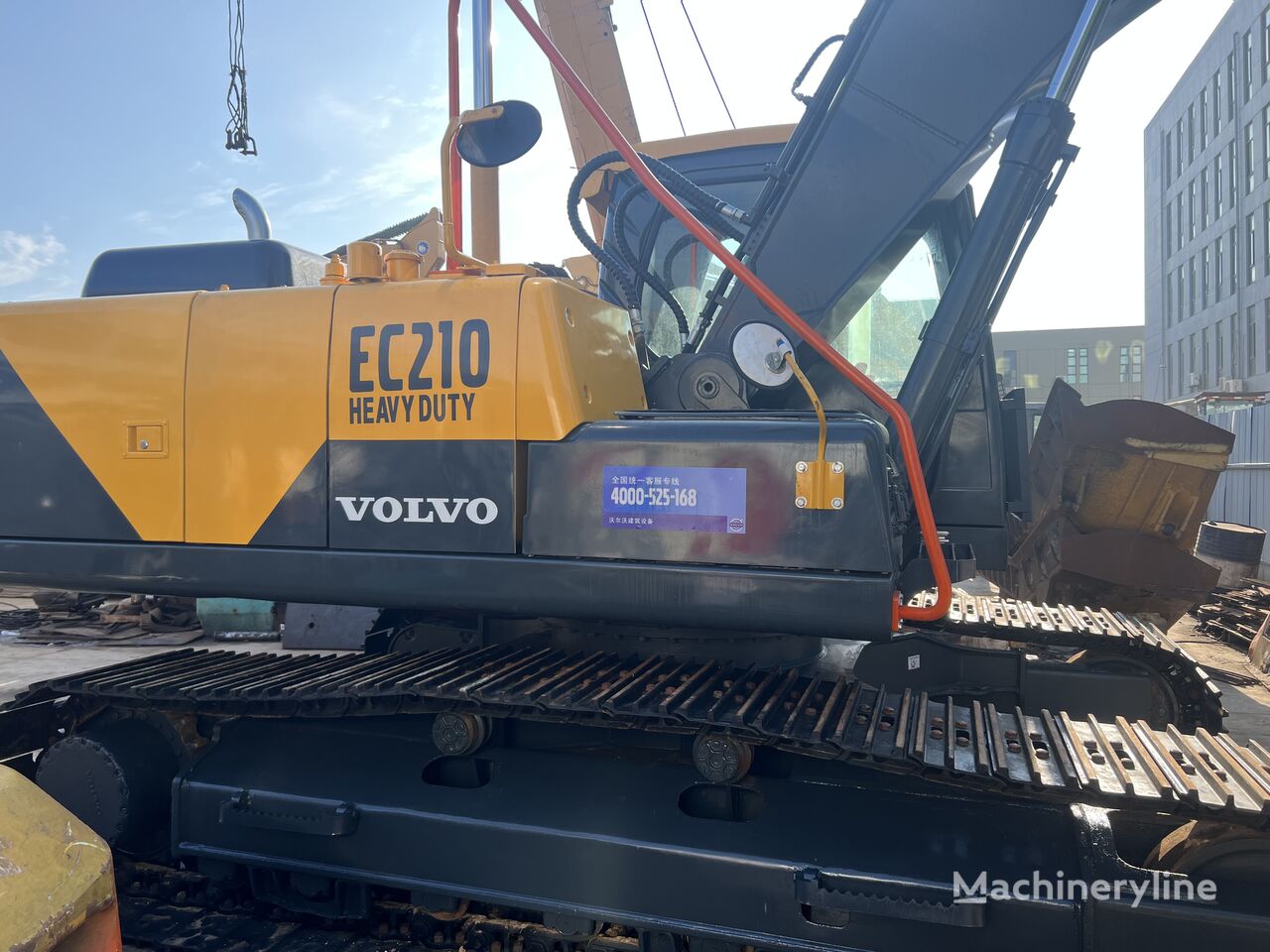 escavadora de rastos Volvo EC 210