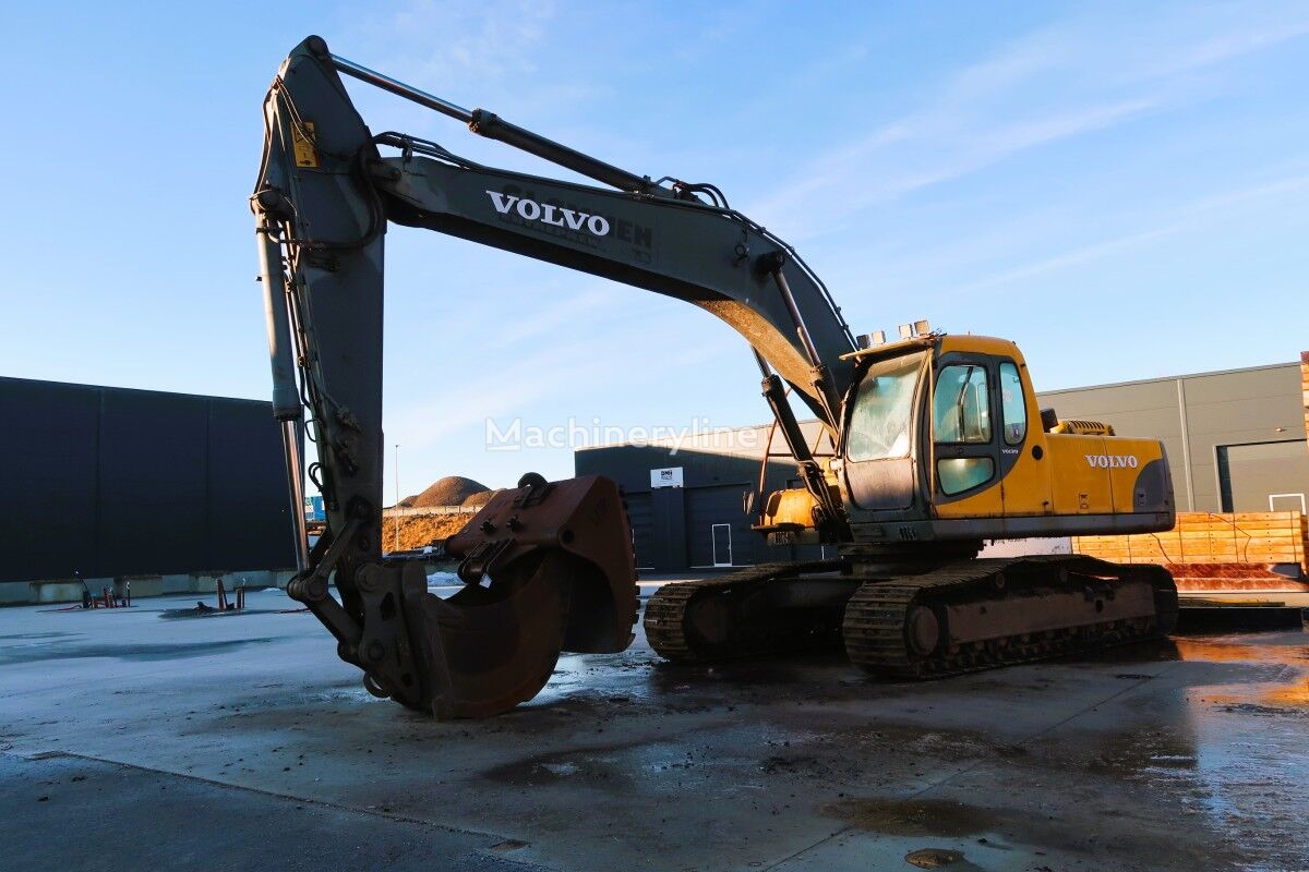 بیل مکانیکی ریلی Volvo EC 240 LC