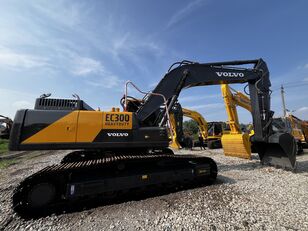 Volvo EC 300 tracked excavator