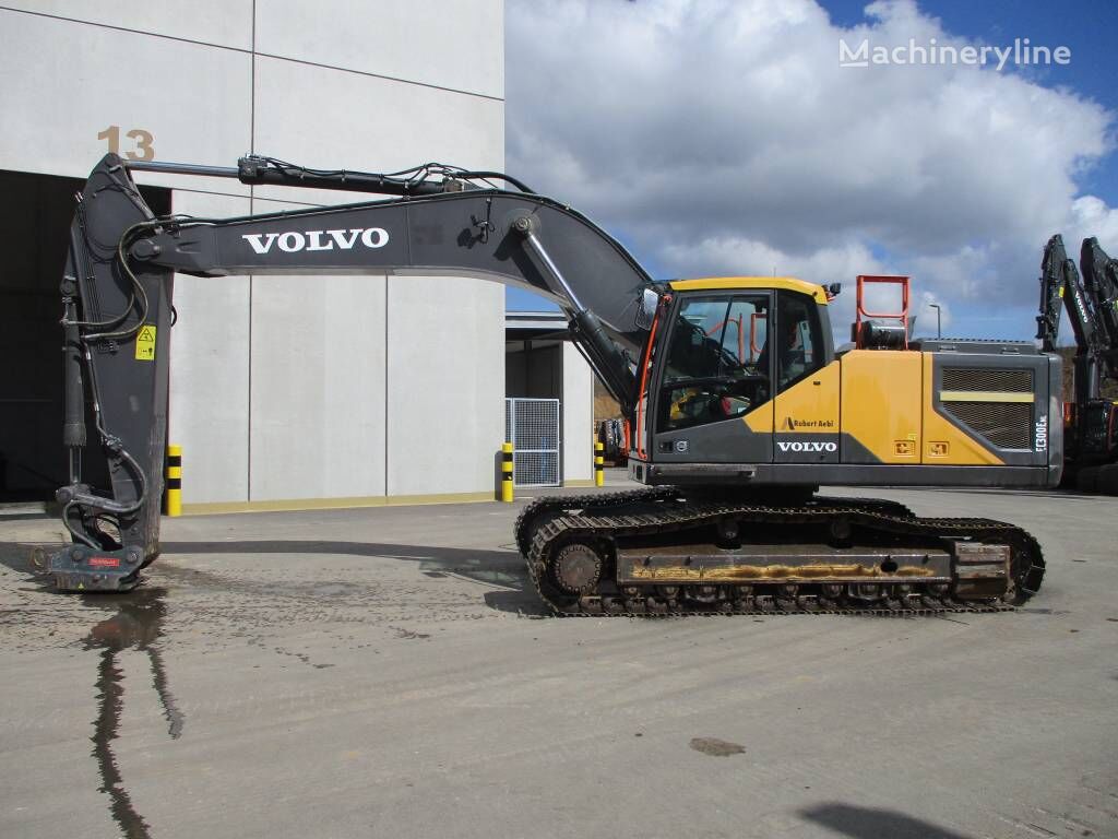 Volvo EC 300 E tracked excavator