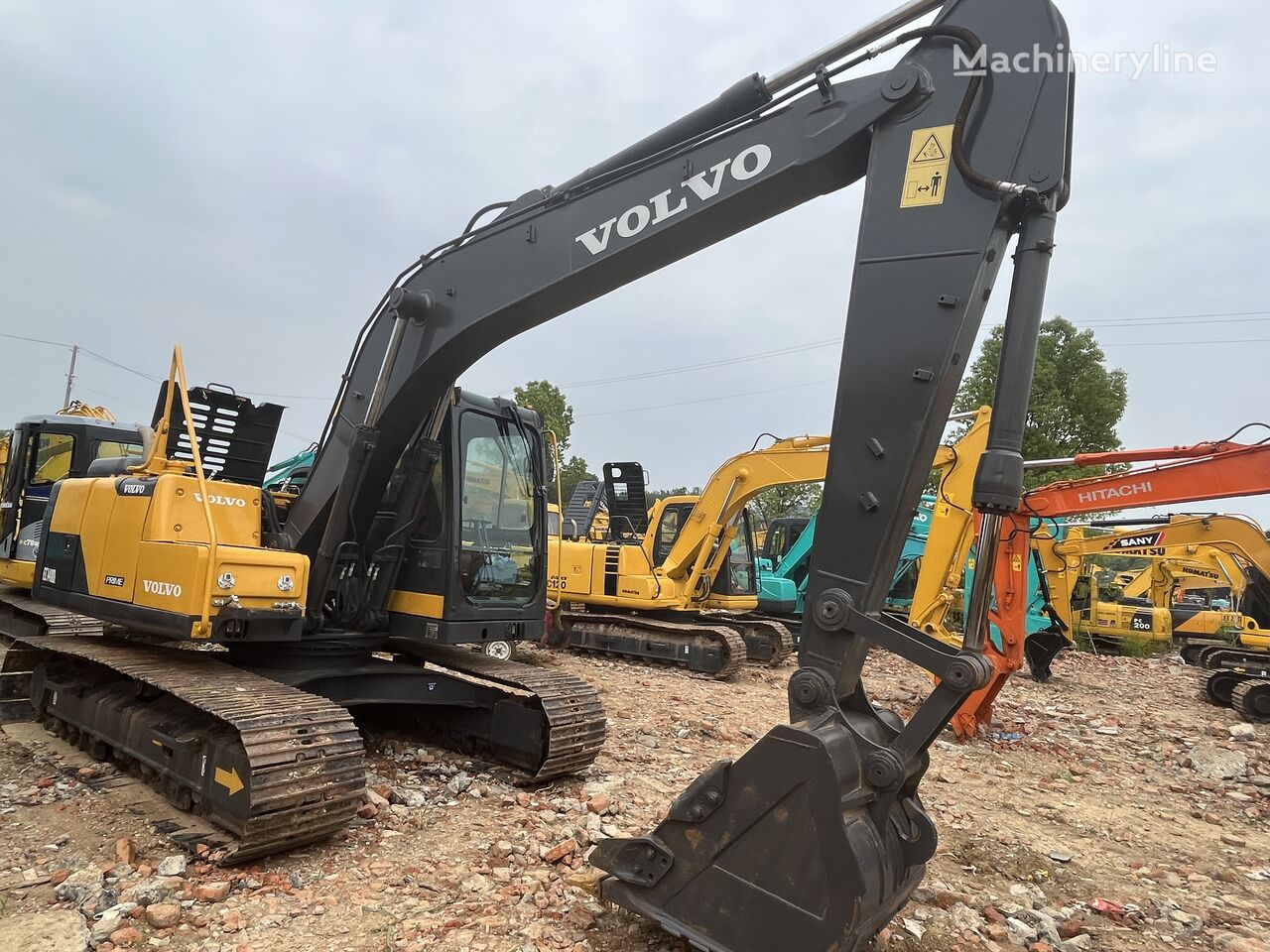 Volvo EC140DL クローラーショベル