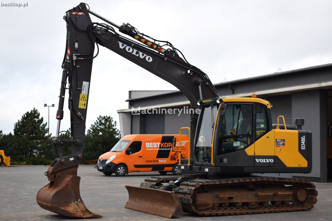 гусеничный экскаватор Volvo EC140EL