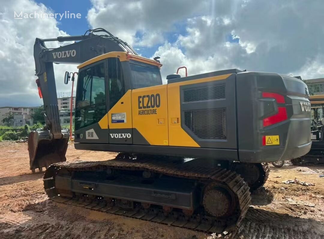 Volvo EC200 EC210 EC240 EC290 EC300 tracked excavator