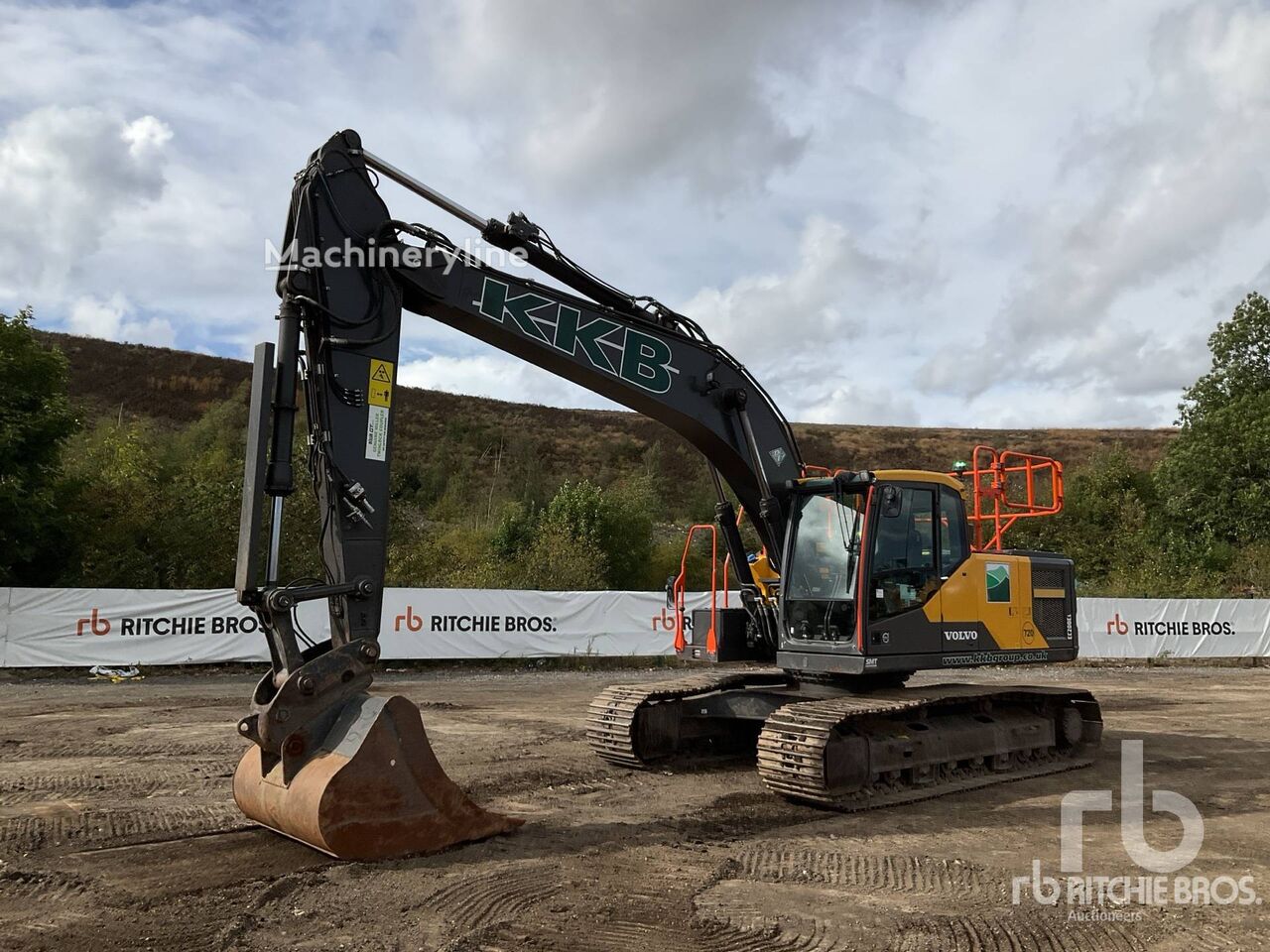 Volvo EC200EL rupsgraafmachine - Machineryline