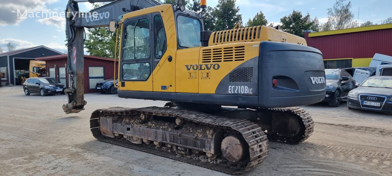 pelle sur chenilles Volvo EC210 BLC