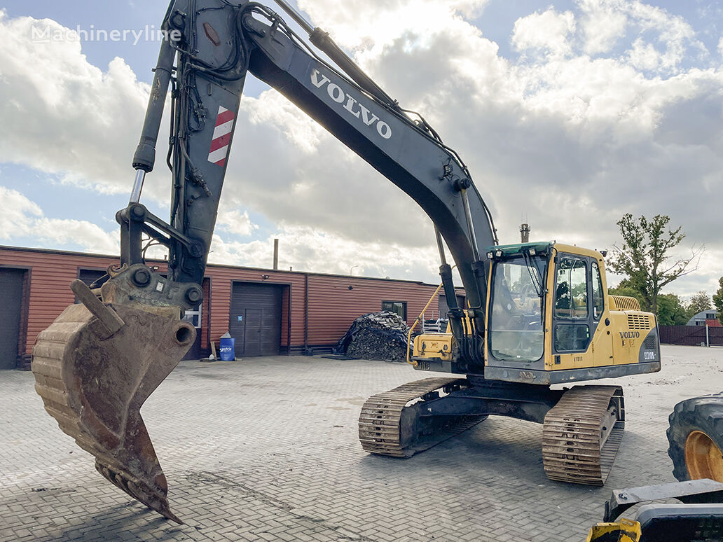 pásové rýpadlo Volvo EC210BLC