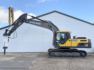 новый гусеничный экскаватор Volvo EC220D + Maxx 2000 Hammer