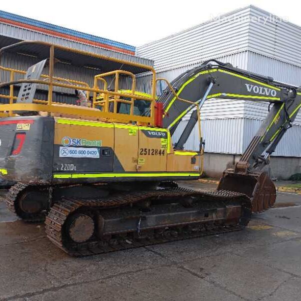 Volvo EC220DL M tracked excavator