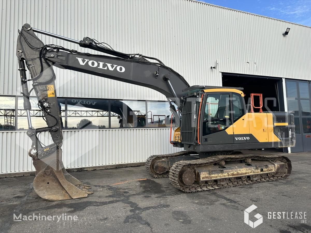 Volvo EC220ENL tracked excavator