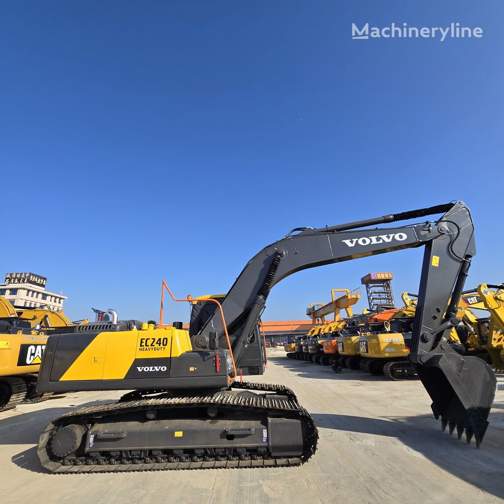 гусеничный экскаватор Volvo EC240