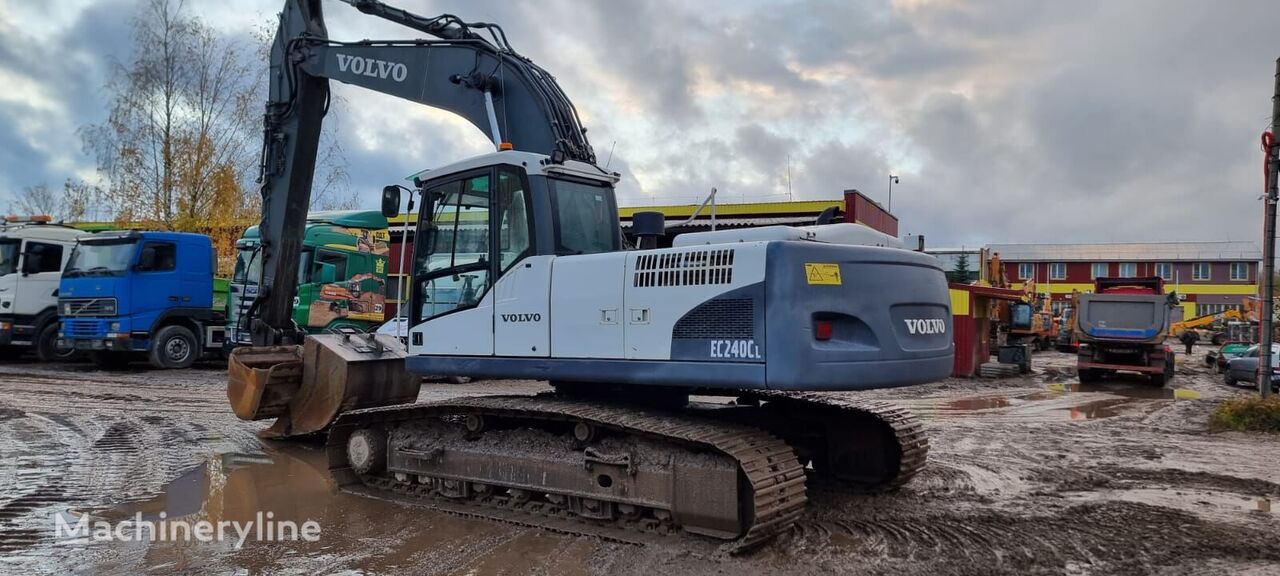 Volvo EC240 CL excavadora de cadenas