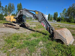 гусеничный экскаватор Volvo EC240CL