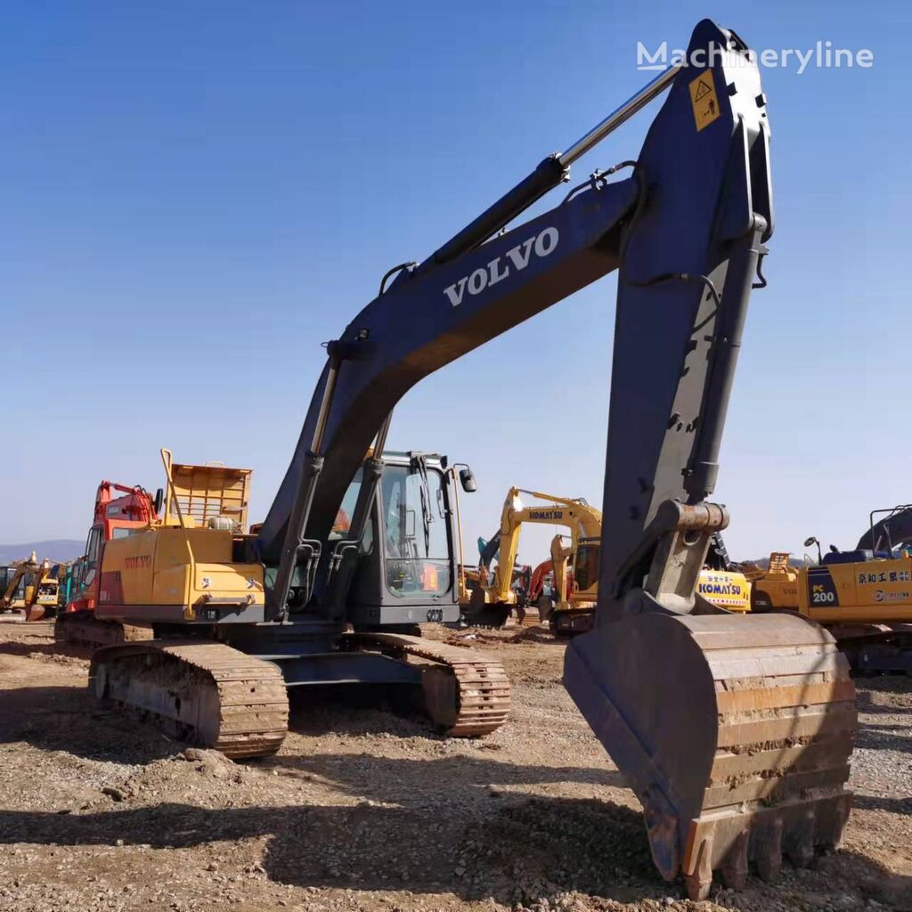 гусеничный экскаватор Volvo EC240LC