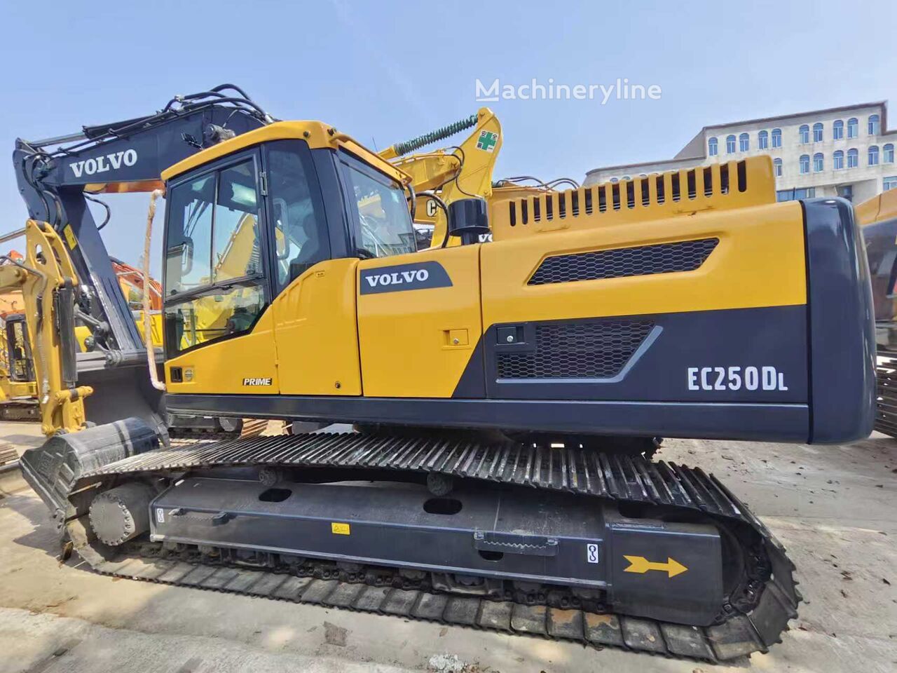 Купить гусеничный экскаватор Volvo EC250DL | Machineryline KZ Гусеничный экскаватор Volvo EC250DL - Machineryline