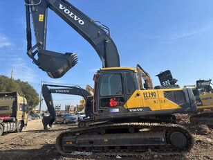 Volvo EC290 tracked excavator