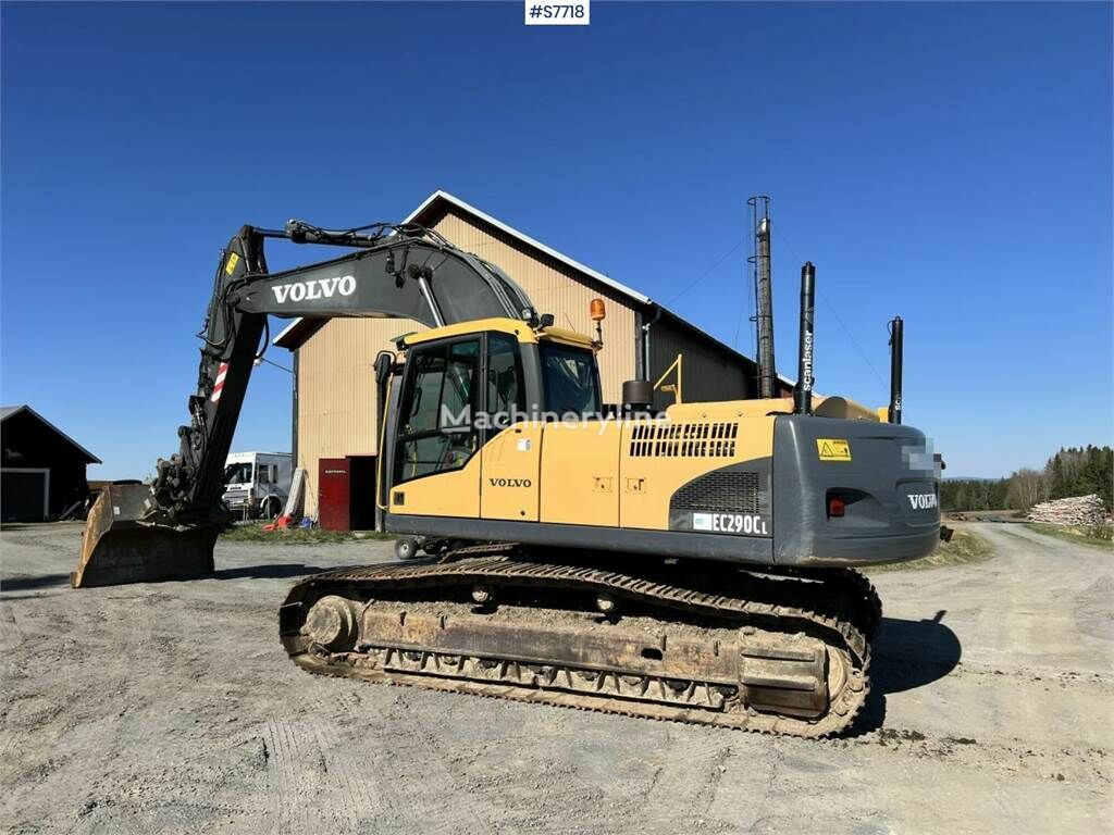 Volvo EC290 CL tracked excavator