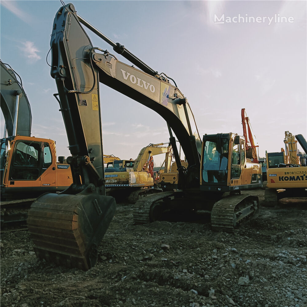 pelle sur chenilles Volvo EC290BLC