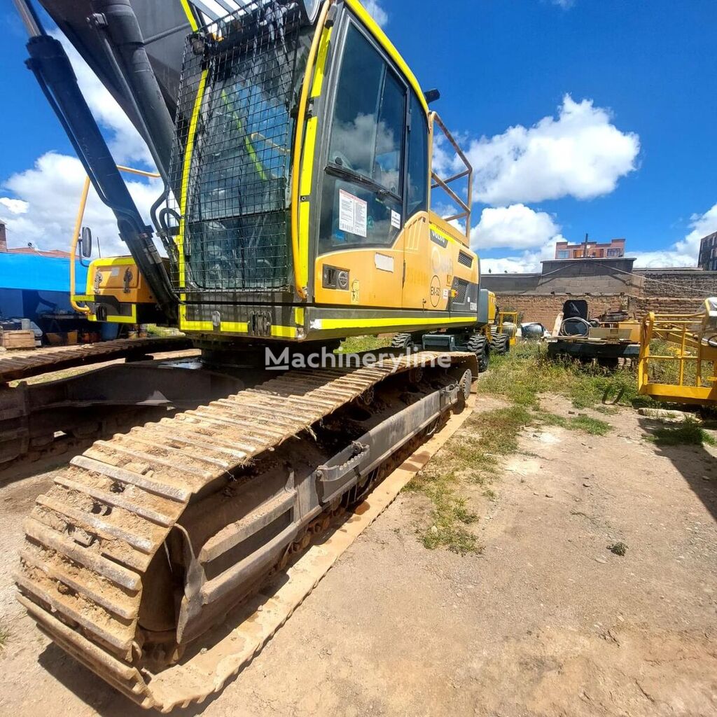 Volvo EC300DL tracked excavator