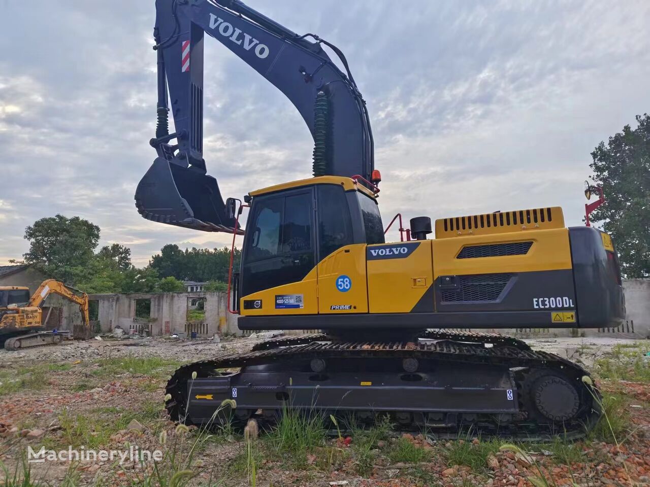 Volvo EC300DL beltegraver