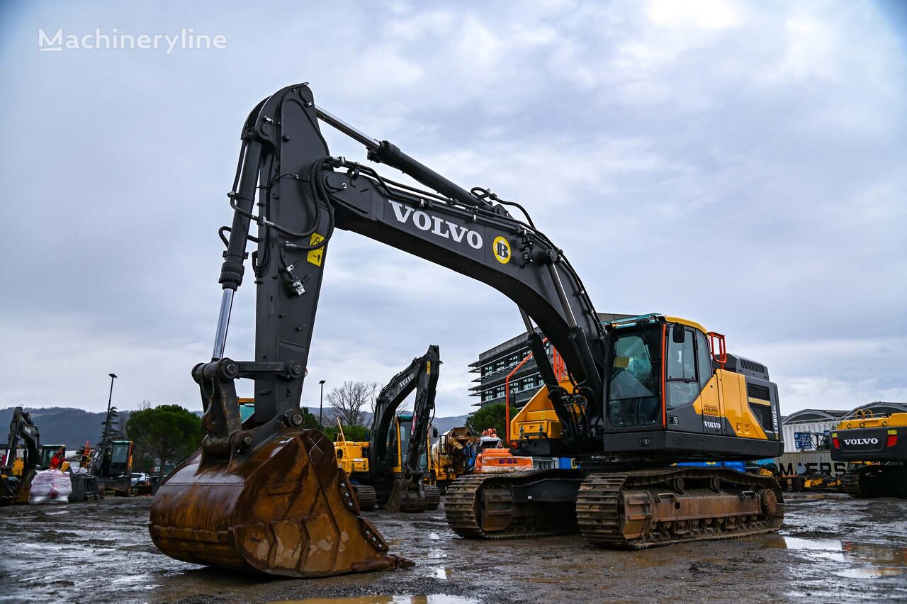 excavator pe şenile Volvo EC380ENL