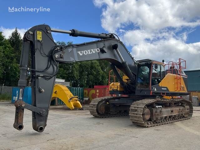 bager goseničar Volvo EC750EL