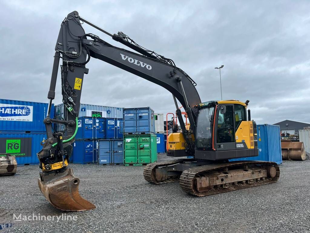 гусеничный экскаватор Volvo ECR 235 EL