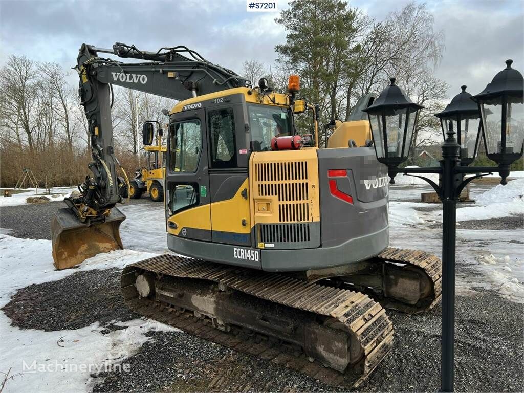 Volvo ECR145 D Excavator with Engcon tiltrotator and gri bæltegraver