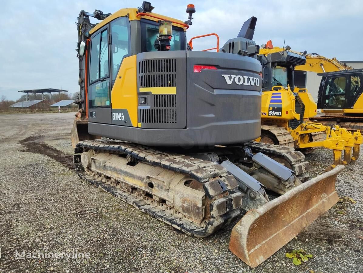 حفارة مجنزرة Volvo ECR145EL