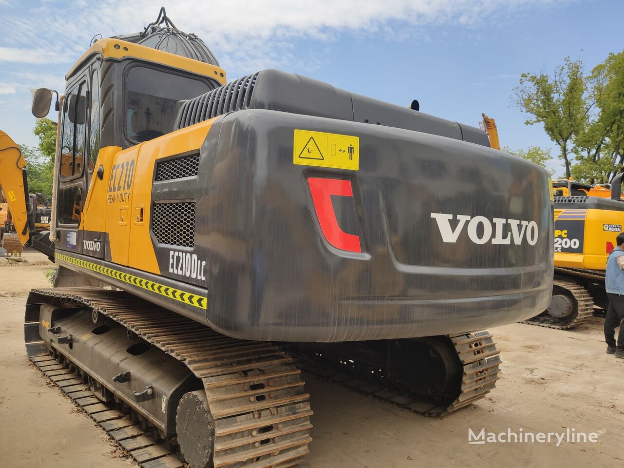 حفارة مجنزرة Volvo VOLVO 210DLC Excavator in New Condition