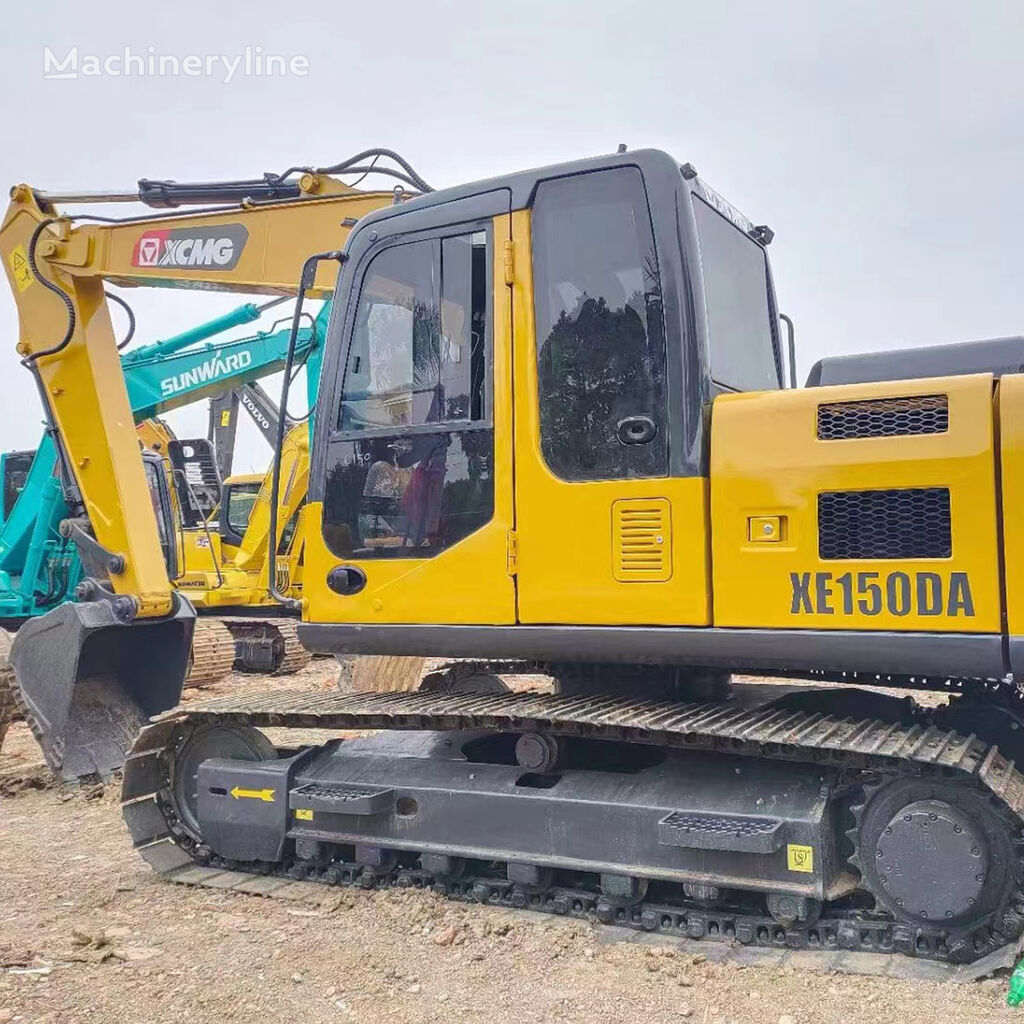 XCMG XE150DA tracked excavator