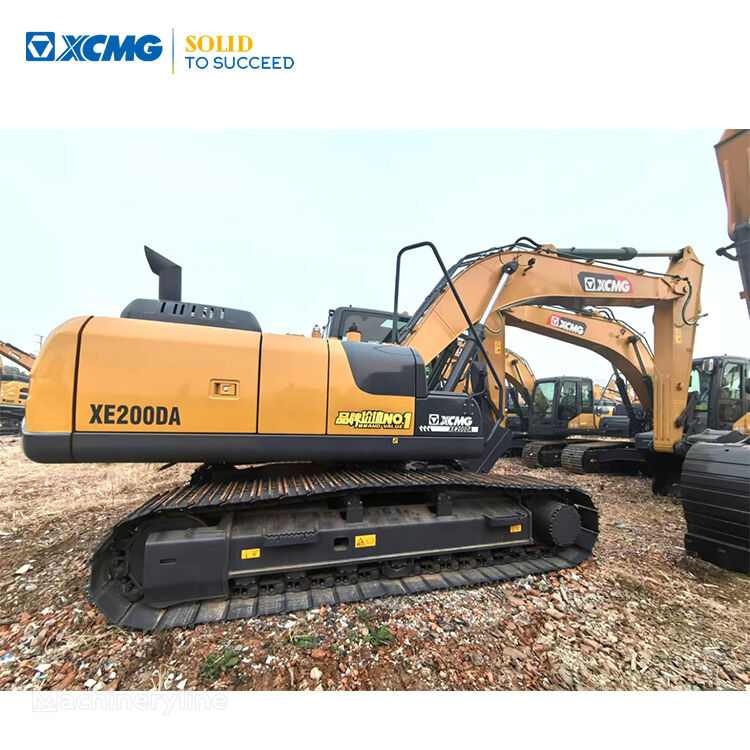 гусеничный экскаватор XCMG XE200DA