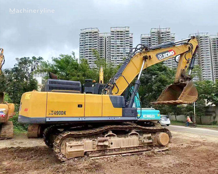 XCMG XE490DK tracked excavator